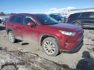 2019 Toyota RAV4 XLE Premium with VIN JTMA1RFV8KD036460, listed as a Copart auction lot 41913415 with 18,446 mi miles and Salvage Title. Bid and sale history available at carsss.com. Image 4.