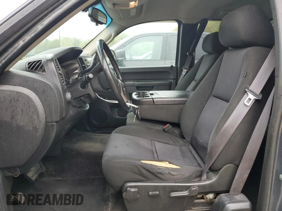 2011 GMC Sierra 1500 SLE with VIN 1GTR2VE31BZ142907, listed as a Copart auction lot 55944725 with 192,386 mi miles and Clean title. Bid and sale history available at DreamBid. Image 7.
