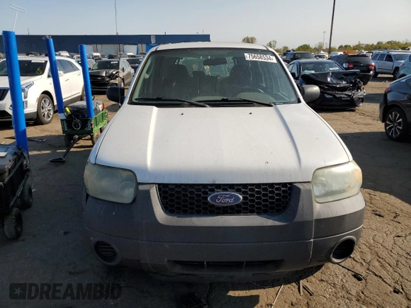 2006 Ford Escape XLS with VIN 1FMYU02Z76KC14463, listed as a Copart auction lot 75658534 with 215,627 mi miles and Clean Title. Bid and sale history available at carsss.com. Image 5.