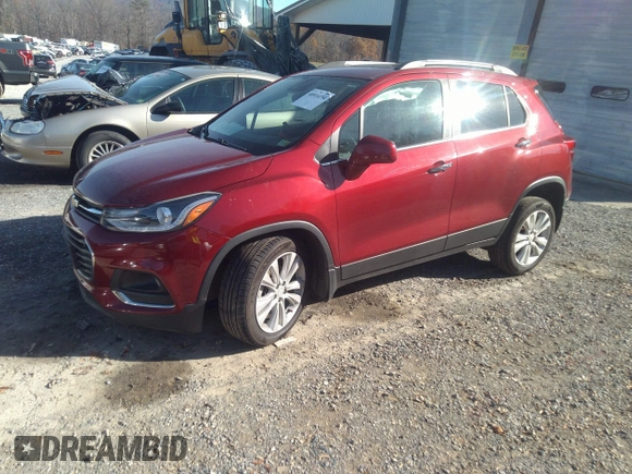 2018 Chevrolet Trax Premier with VIN 3GNCJRSB4JL176333, listed as a IAAI auction lot 40914154 with 66,689 mi miles. Bid and sale history available at carsss.com. Image 2.