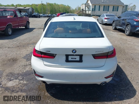 2019 BMW 3 Series 330i xDrive with VIN WBA5R7C54KAJ79214, listed as a IAAI auction lot 42001361 with 103,265 mi miles. Bid and sale history available at carsss.com. Image 17.
