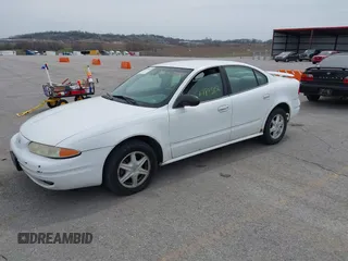 2003 Oldsmobile Alero GL1 z VIN 1G3NL52F83C155832, wystawiony jako IAAI lot #41895654 z przebiegiem 199 024 mil mil oraz . Historia ofert i sprzedaży dostępna na DreamBid. Obrazek 2.