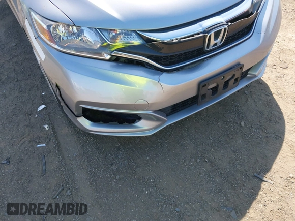 2019 Honda Fit LX with VIN 3HGGK5H44KM750452, listed as a IAAI auction lot 42129934 with 33,254 mi miles. Bid and sale history available at carsss.com. Image 18.