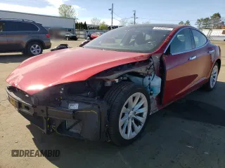 2018 Tesla Model S 75D with VIN 5YJSA1E26JF267619, listed as a Copart auction lot 54504865 with 62,733 mi miles and Salvage Title. Bid and sale history available at DreamBid. Image 1.