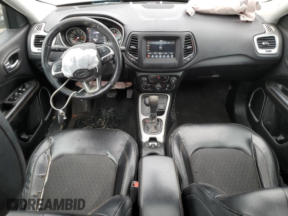 2018 Jeep Compass Latitude z VIN 3C4NJDBB9JT162108, wystawiony jako Copart lot #85360424 z przebiegiem 129 004 mil mil oraz Szkoda całkowita • Salvage title. Historia ofert i sprzedaży dostępna na DreamBid. Obrazek 8.