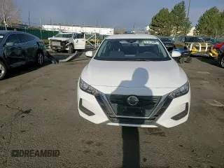 2023 Nissan Sentra S z VIN 3N1AB8BV8PY306078, wystawiony jako Copart lot #51813805 z przebiegiem 79 133 mil mil oraz Szkoda całkowita • Salvage title. Historia ofert i sprzedaży dostępna na DreamBid. Obrazek 10.