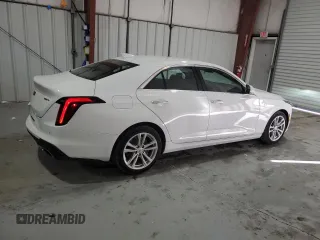 2024 Cadillac CT4 Luxury z VIN 1G6DA5RK5R0131912, wystawiony jako Copart lot #48814235 z przebiegiem 20 798 mil mil oraz Czysty tytuł • Clean title. Historia ofert i sprzedaży dostępna na DreamBid. Obrazek 3.