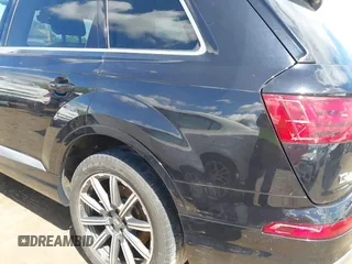 2017 Audi Q7 Premium Plus z VIN WA1LAAF79HD017057, wystawiony jako IAAI lot #42291829 z przebiegiem 147 012 mil mil oraz . Historia ofert i sprzedaży dostępna na DreamBid. Obrazek 6.