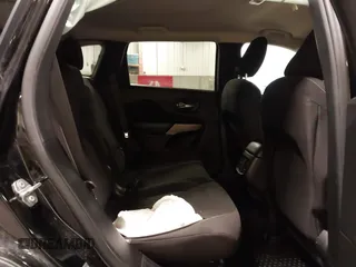 2017 Jeep Cherokee Latitude с VIN 1C4PJMCB6HD227326, выставлен на аукционе IAAI как лот 42181798 с пробегом 147 962 миль миль и . История ставок и продаж доступна на DreamBid. Изображение 8.