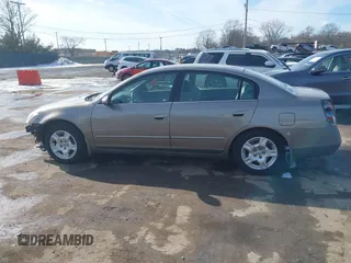 2002 Nissan Altima S with VIN 1N4AL11D72C181432, listed as a IAAI auction lot 41513586 with 0 mi miles. Bid and sale history available at carsss.com. Image 14.