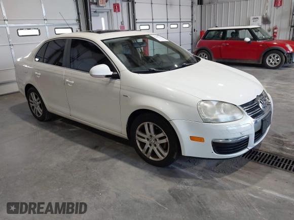2007 Volkswagen Jetta Wolfsburg Edition with VIN 3VWEF71K57M183834, listed as a IAAI auction lot 42642370 with 201,697 mi miles and . Bid and sale history available at DreamBid. Image 1.