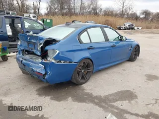 2015 BMW M3 z VIN WBS3C9C51FP803778, wystawiony jako IAAI lot #41732784 z przebiegiem 58 820 mil mil oraz . Historia ofert i sprzedaży dostępna na DreamBid. Obrazek 4.