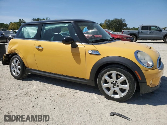 2007 MINI Hardtop S with VIN WMWMF73567TL90141, listed as a Copart auction lot 50103625 with 88,702 mi miles and Non Repairable. Bid and sale history available at DreamBid. Image 4.
