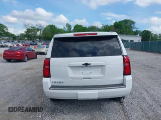 2016 Chevrolet Tahoe LTZ z VIN 1GNSKCKC7GR243183, wystawiony jako IAAI lot #41939209 z przebiegiem 81 903 mil mil oraz . Historia ofert i sprzedaży dostępna na DreamBid. Obrazek 16.