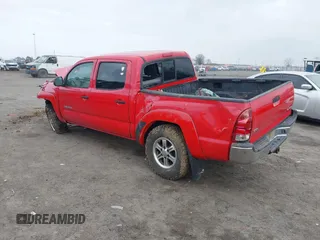 2006 Toyota Tacoma z VIN 5TELU42N66Z311166, wystawiony jako IAAI lot #41520995 z przebiegiem Nie podano mil oraz . Historia ofert i sprzedaży dostępna na DreamBid. Obrazek 3.