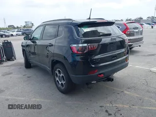 2022 Jeep Compass Trailhawk with VIN 3C4NJDDB8NT107992, listed as a IAAI auction lot 42116531 with 48,787 mi miles and . Bid and sale history available at DreamBid. Image 3.