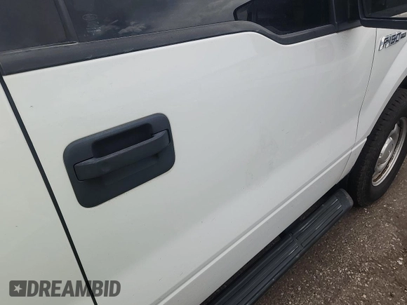 2013 Ford F-150 XL with VIN 1FTFX1EF0DKF87495, listed as a IAAI auction lot 42587666 with 221,982 mi miles and . Bid and sale history available at DreamBid. Image 3.