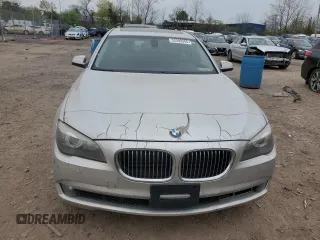 2012 BMW 7 Series 750i xDrive with VIN WBAKC6C55CC396517, listed as a Copart auction lot 53300945 with 163,700 mi miles and Clean Title. Bid and sale history available at carsss.com. Image 5.