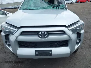 2021 Toyota 4Runner SR5 with VIN JTEMU5JRXM5941136, listed as a IAAI auction lot 41872436 with 74,272 mi miles and . Bid and sale history available at DreamBid. Image 11.