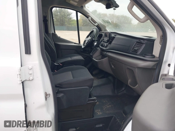 2020 Ford Transit Cargo with VIN 1FTYE1Y87LKA39598, listed as a IAAI auction lot 40989107 with 267,407 mi miles and . Bid and sale history available at DreamBid. Image 5.