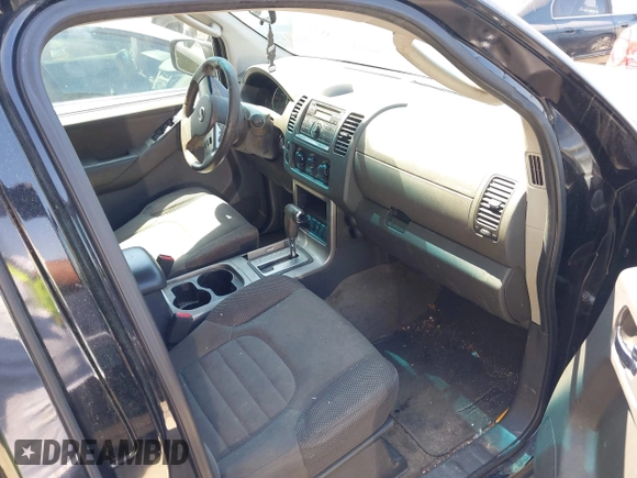2009 Nissan Pathfinder S with VIN 5N1AR18B49C608651, listed as a IAAI auction lot 42015628 with 215,531 mi miles. Bid and sale history available at carsss.com. Image 5.
