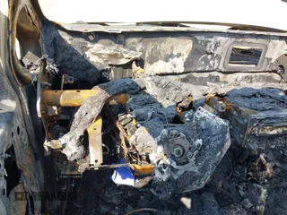 2014 Nissan Note S Plus z VIN 3N1CE2CP0EL402715, wystawiony jako IAAI lot #42486172 z przebiegiem Nie podano mil oraz . Historia ofert i sprzedaży dostępna na DreamBid. Obrazek 7.