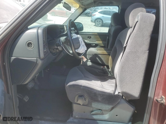 2000 GMC New Sierra 1500 SLE with VIN 1GTEK19T8YE239720, listed as a Copart auction lot 49109315 with NaN miles and Salvage Title. Bid and sale history available at carsss.com. Image 7.
