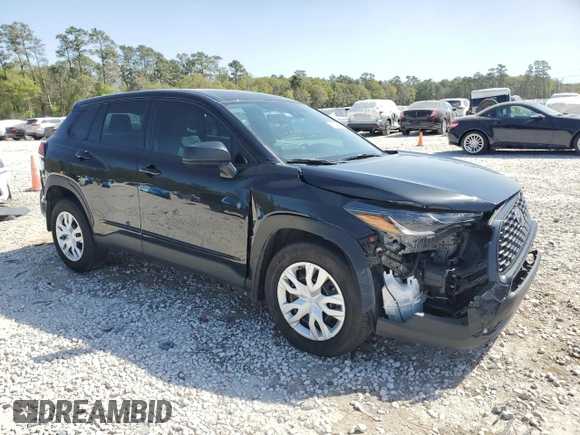 2022 Toyota Corolla Cross L with VIN 7MUAAAAG5NV033542, listed as a Copart auction lot 50146015 with 43,540 mi miles and Clean title. Bid and sale history available at DreamBid. Image 4.