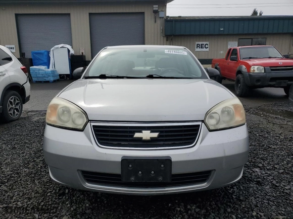 2007 Chevrolet Malibu LS w/1LS with VIN 1G1ZS58F27F106120, listed as a Copart auction lot 49740805 with 175,793 mi miles and Salvage Title. Bid and sale history available at carsss.com. Image 5.