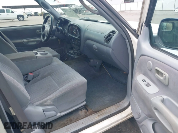 2001 Toyota Tundra SR5 with VIN 5TBRN34161S216827, listed as a IAAI auction lot 41942730 with 204,185 mi miles and . Bid and sale history available at DreamBid. Image 5.