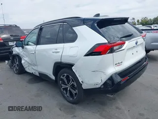 2024 Toyota RAV4 XSE with VIN JTMEB3FV6RD186007, listed as a IAAI auction lot 42405033 with 3,170 mi miles and . Bid and sale history available at DreamBid. Image 3.