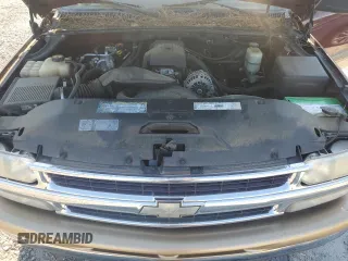 2000 Chevrolet Suburban LT with VIN 3GNEC16T0YG132453, listed as a Copart auction lot 75047174 with 0 mi miles and Salvage Title. Bid and sale history available at carsss.com. Image 12.