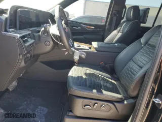 2024 Cadillac Escalade 4WD Sport Platinum with VIN 1GYS4GKL1RR207819, listed as a Copart auction lot 73347124 with 21,545 mi miles and Salvage Title. Bid and sale history available at carsss.com. Image 7.