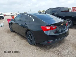 2016 Chevrolet Malibu LS z VIN 1G1ZB5ST8GF190958, wystawiony jako IAAI lot #42148180 z przebiegiem 77 768 mil mil oraz . Historia ofert i sprzedaży dostępna na DreamBid. Obrazek 3.