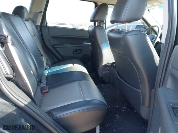 2008 Jeep Grand Cherokee Laredo with VIN 1J8GR48K98C193110, listed as a IAAI auction lot 41833331 with 174,518 mi miles. Bid and sale history available at carsss.com. Image 8.