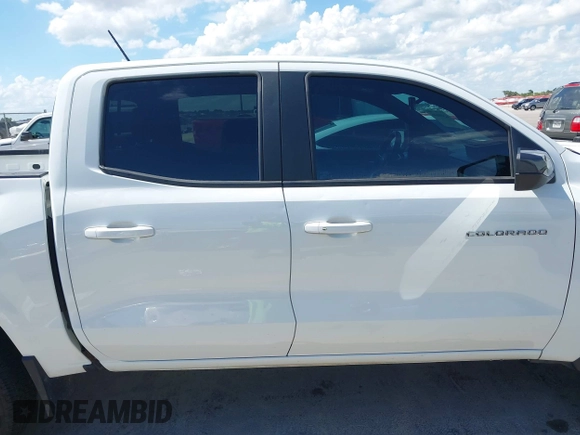 2024 Chevrolet Colorado 4WD LT with VIN 1GCPTCEKXR1125158, listed as a IAAI auction lot 42490696 with 19,647 mi miles and . Bid and sale history available at DreamBid. Image 13.