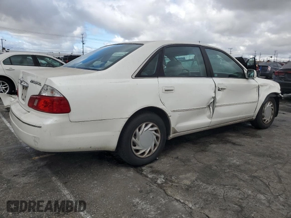 2003 Toyota Avalon XL with VIN 4T1BF28B33U268509, listed as a Copart auction lot 45323805 with 211,671 mi miles and Salvage Title. Bid and sale history available at carsss.com. Image 3.