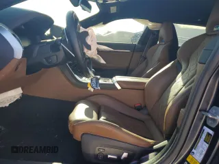 2024 BMW M8 Competition z VIN WBSGV0C04RCP20045, wystawiony jako Copart lot #55967195 z przebiegiem 22 260 mil mil oraz Szkoda całkowita • Salvage title. Historia ofert i sprzedaży dostępna na DreamBid. Obrazek 7.