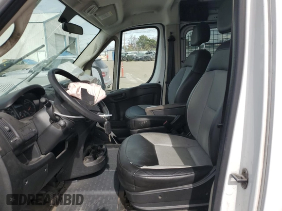 2019 Ram ProMaster Cargo with VIN 3C6TRVNG6KE512918, listed as a Copart auction lot 49177795 with 160,417 mi miles and Salvage Title. Bid and sale history available at DreamBid. Image 7.