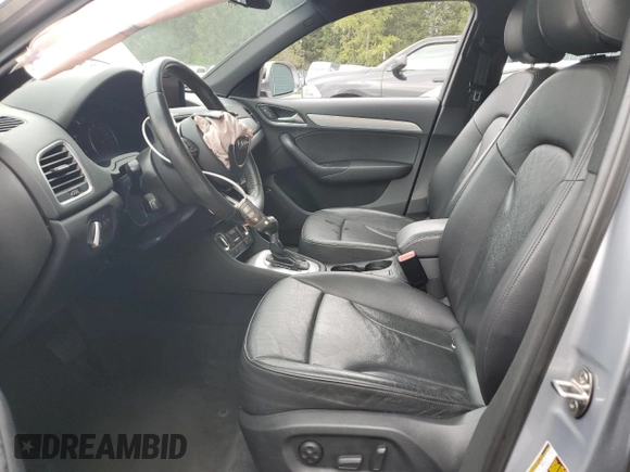 2015 Audi Q3 Prestige with VIN WA1GFCFS4FR013713, listed as a Copart auction lot 56040365 with 68,213 mi miles and Clean title. Bid and sale history available at DreamBid. Image 7.