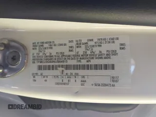 2022 Ford Escape SE z VIN 1FMCU0G64NUB84513, wystawiony jako IAAI lot #42579903 z przebiegiem 44 546 mil mil oraz . Historia ofert i sprzedaży dostępna na DreamBid. Obrazek 9.