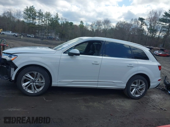 2021 Audi Q7 Premium with VIN WA1AXAF70MD021935, listed as a IAAI auction lot 41973986 with 54,267 mi miles. Bid and sale history available at carsss.com. Image 14.