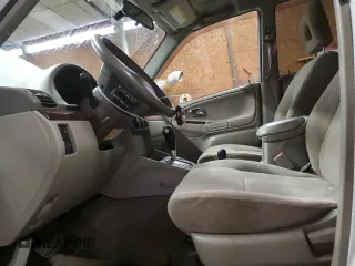 2003 Suzuki XL7 Touring with VIN JS3TX92V734110922, listed as a Copart auction lot 43506415 with 226,382 mi miles and Salvage title. Bid and sale history available at DreamBid. Image 7.