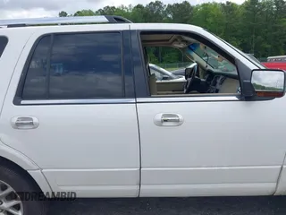 2015 Ford Expedition Limited with VIN 1FMJU2AT5FEF27617, listed as a IAAI auction lot 42120462 with 416,300 mi miles and . Bid and sale history available at DreamBid. Image 13.