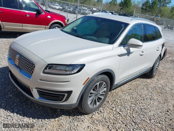2020 Lincoln Nautilus Standard with VIN 2LMPJ6J98LBL11383, listed as a IAAI auction lot 41822835 with 36,743 mi miles. Bid and sale history available at carsss.com. Image 2.