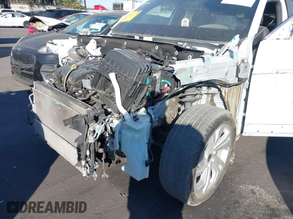 2021 Volkswagen Atlas SEL с VIN 1V2EE2CA1MC228616, выставлен на аукционе IAAI как лот 41231626 с пробегом 46 369 миль миль и . История ставок и продаж доступна на DreamBid. Изображение 6.
