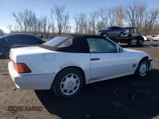 1995 Mercedes-Benz SL z VIN WDBFA63E8SF123853, wystawiony jako Copart lot #45917634 z przebiegiem 112 416 mil mil oraz Nie do naprawy. Historia ofert i sprzedaży dostępna na DreamBid. Obrazek 3.