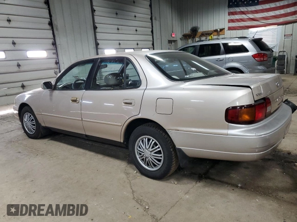 1996 Toyota Camry DX with VIN 4T1BG12K1TU830665, listed as a Copart auction lot 87089344 with 174,929 mi miles and Non Repairable. Bid and sale history available at carsss.com. Image 2.