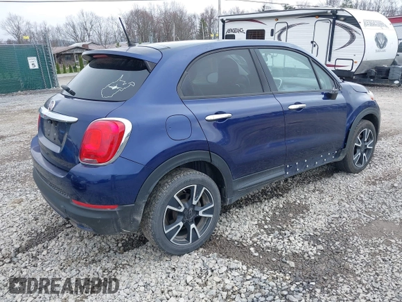 2016 FIAT 500X Easy z VIN ZFBCFXBT3GP386641, wystawiony jako IAAI lot #41946706 z przebiegiem 133 908 mil mil oraz . Historia ofert i sprzedaży dostępna na DreamBid. Obrazek 4.