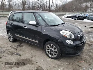 2014 FIAT 500L Lounge with VIN ZFBCFACH4EZ022463, listed as a Copart auction lot 42377035 with 110,575 mi miles and Clean Title. Bid and sale history available at carsss.com. Image 4.